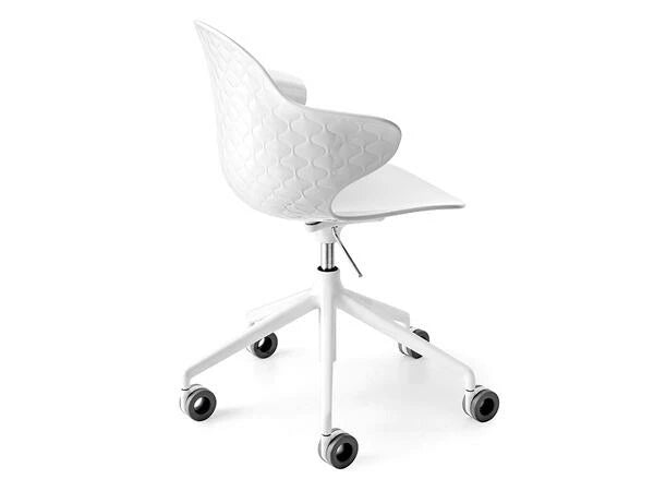 Calligaris Saint Tropez swivel plastic chair on casters | Made to Order